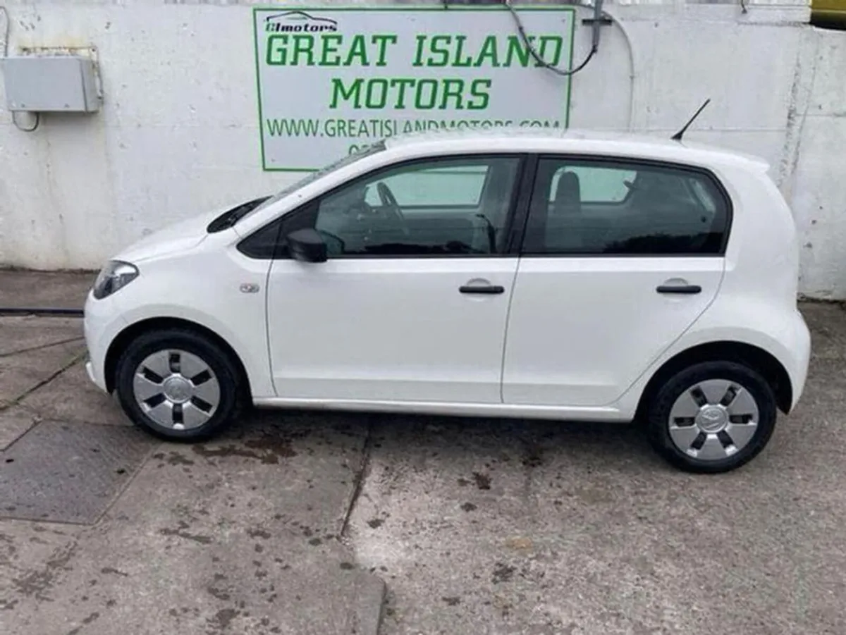 Volkswagen up! Manual 1.0 Take Up Hatchback Petrol - Image 4