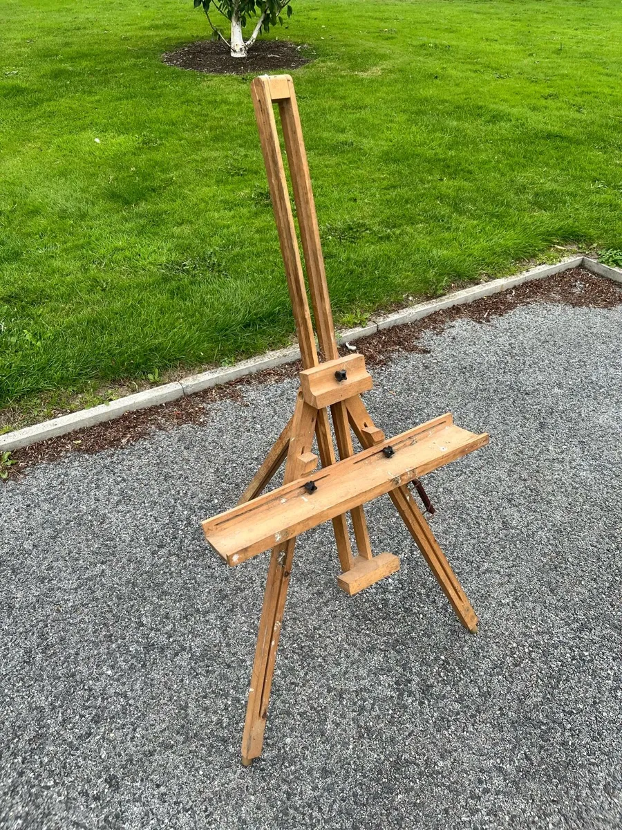 Artist Easel Tripod - Image 1