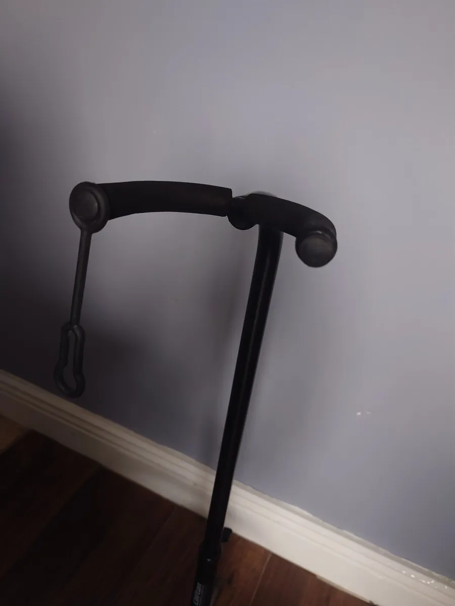 Clifton Tripod Guitar Stand - Image 2