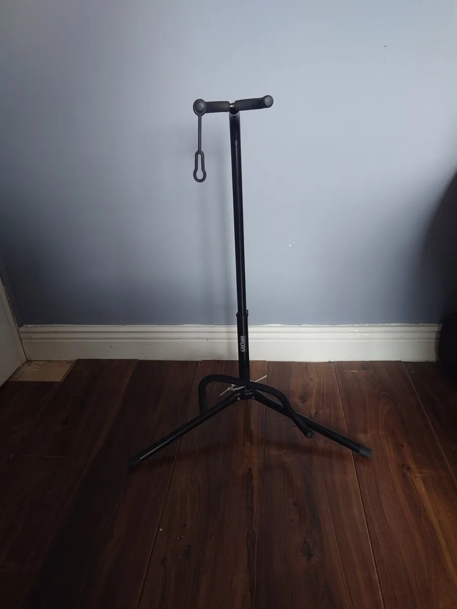 Clifton Tripod Guitar Stand - Image 4
