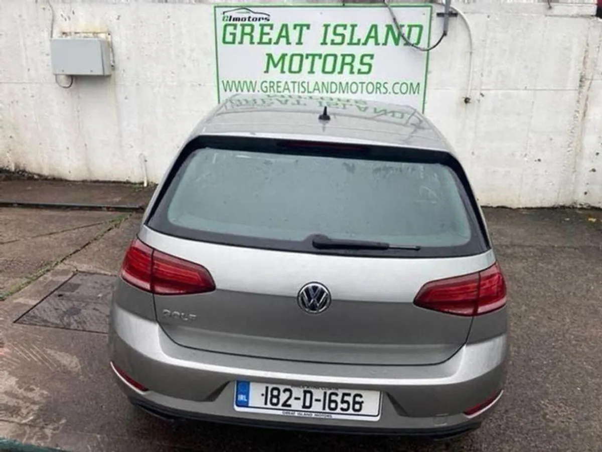Volkswagen Golf 1.6 Trendline Hatchback Diesel Man - Image 4