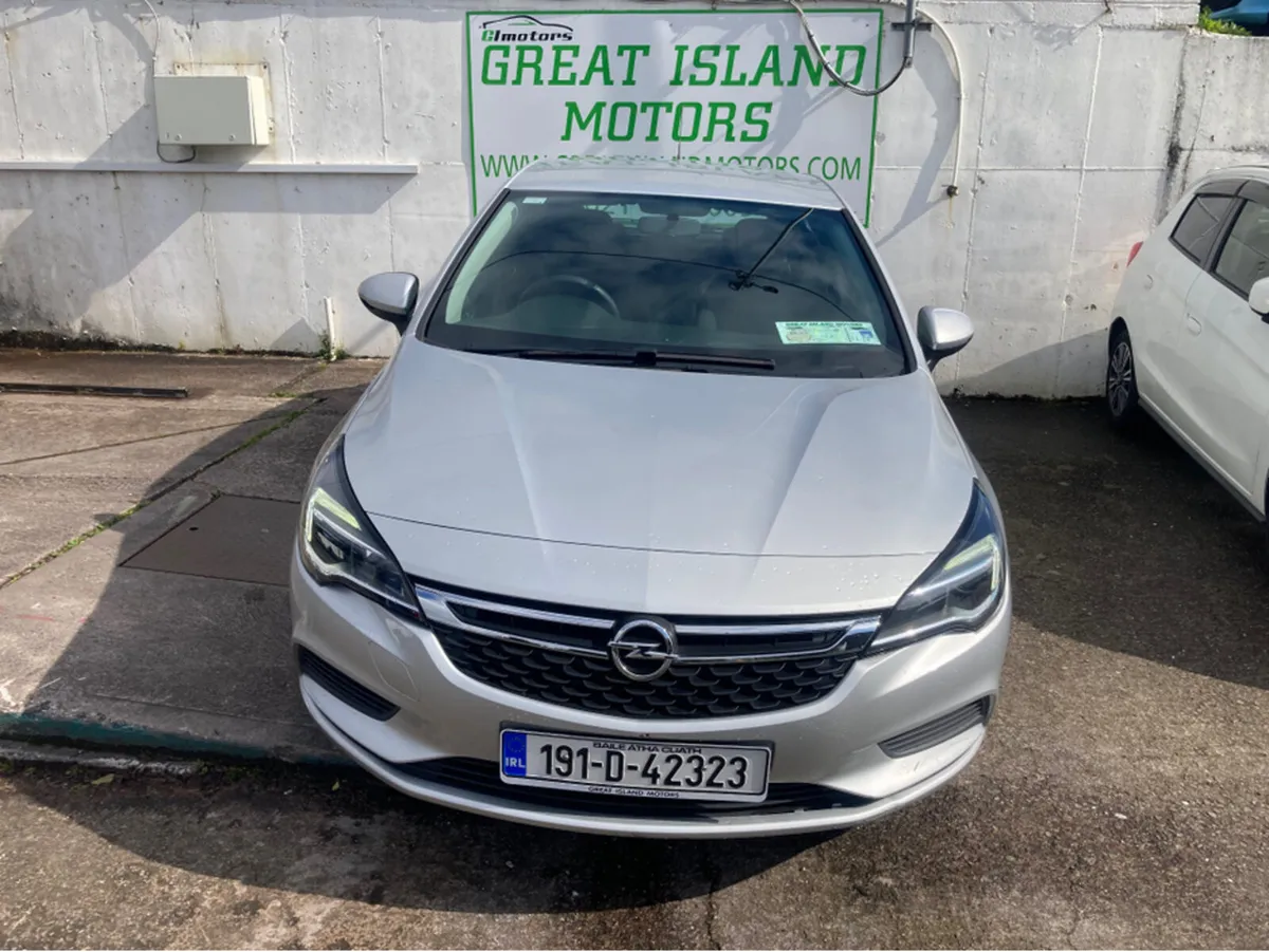 Opel Astra E 1.0T 105PS 5DR - Image 3