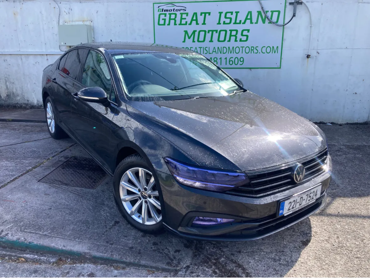 Volkswagen Passat BUSINESS 2.0 TDI MANUAL 6SPEED F - Image 1