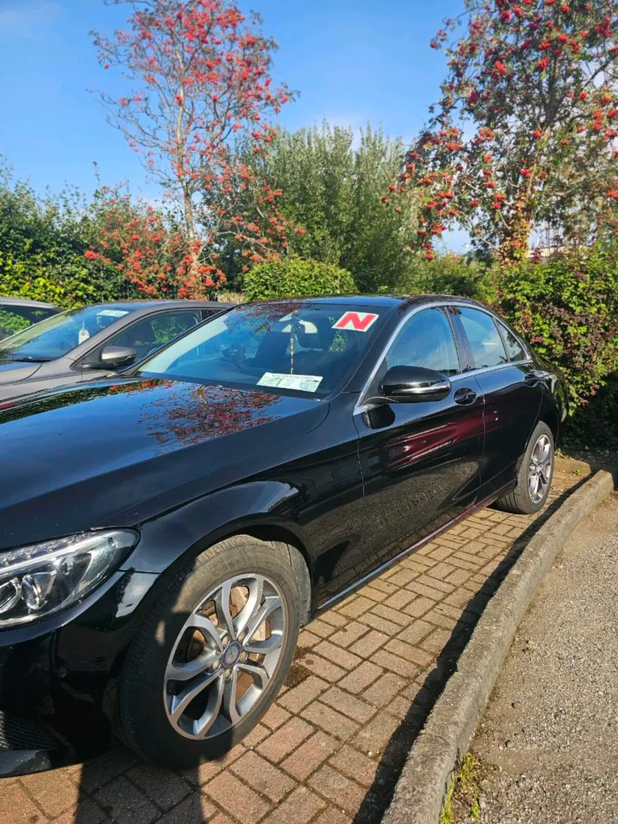 Mercedes Benz C 350e 2016 Plug-in Hybrid - Image 4