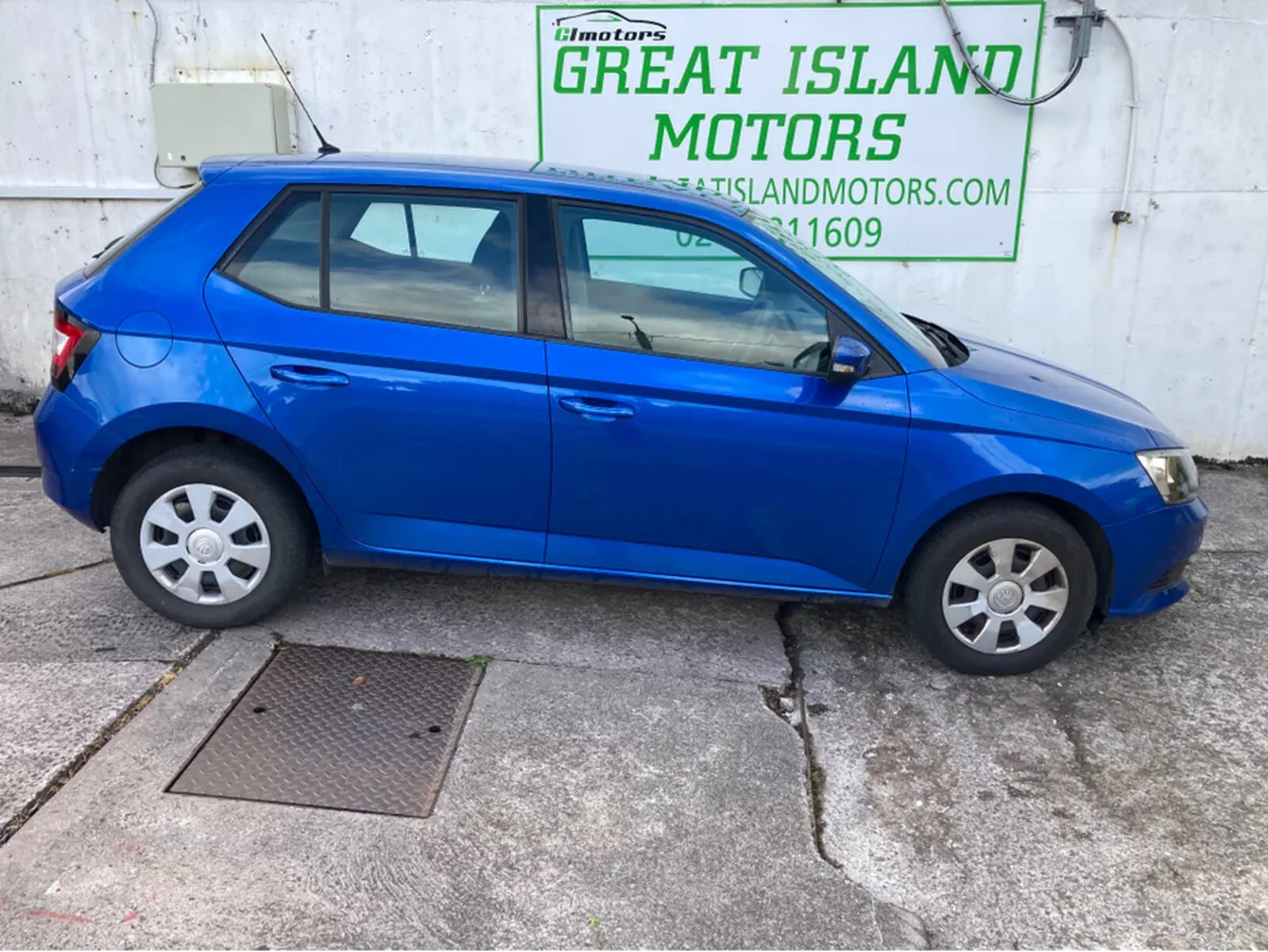 Skoda Fabia ACTIVE 1.0 MPI 60HP 4DR - Image 2