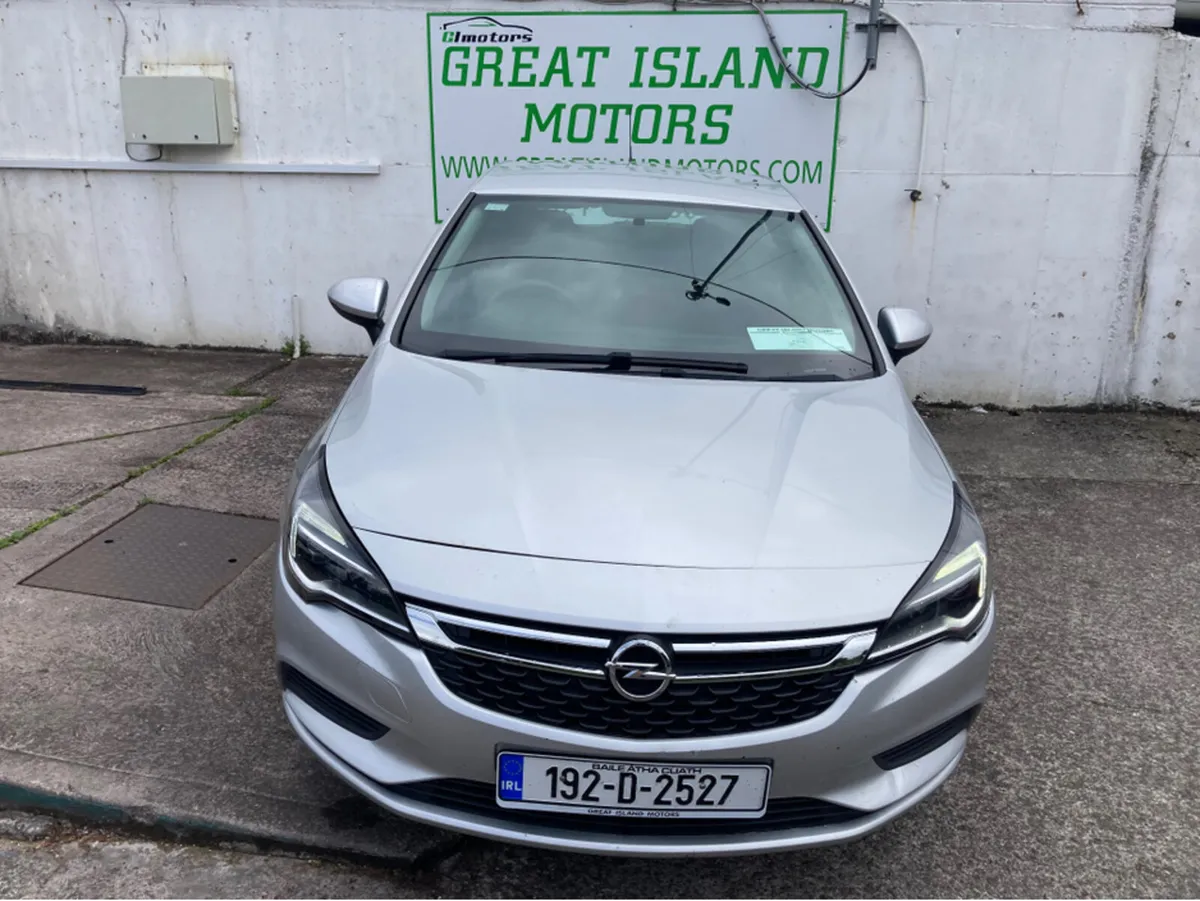 Opel Astra E 1.0T 105PS 5DR - Image 4