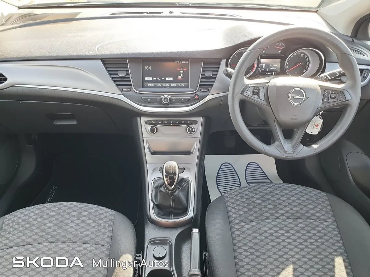 Opel Astra 1.6cdti 110PS SC - Image 2