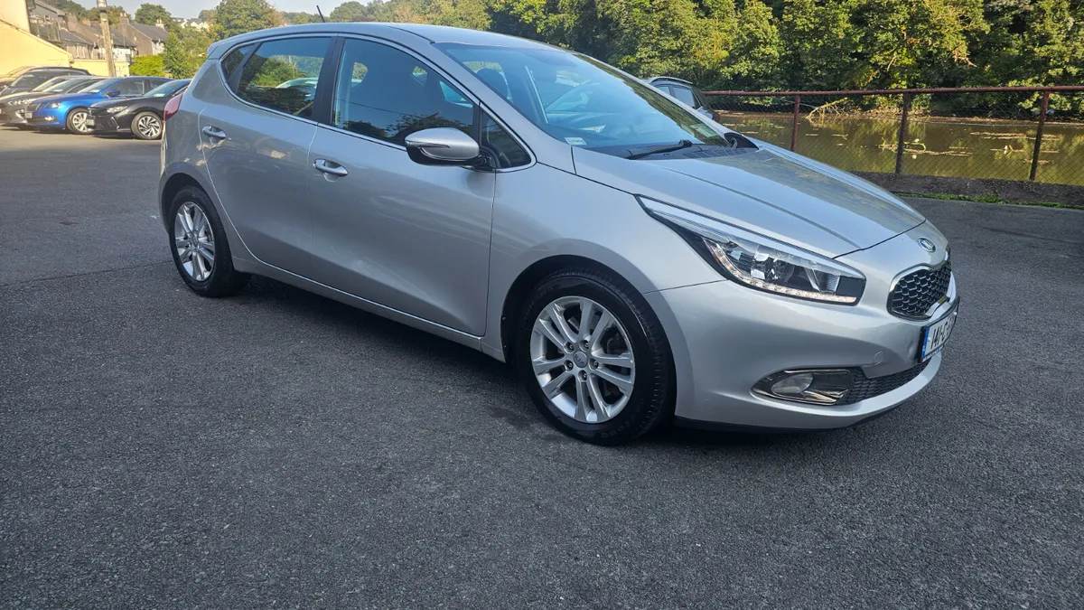Kia Ceed 2014 EX 1.6 CRDI ONLY 105000KMS - Image 1