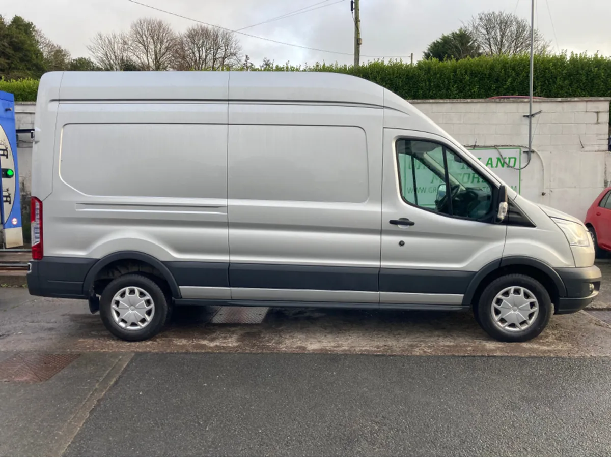 Ford Tourneo Transit van - Image 3