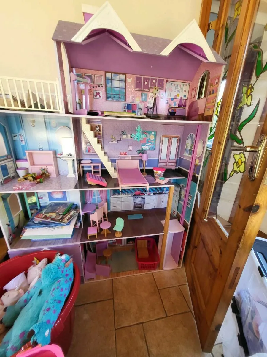 Dolls House - Image 2