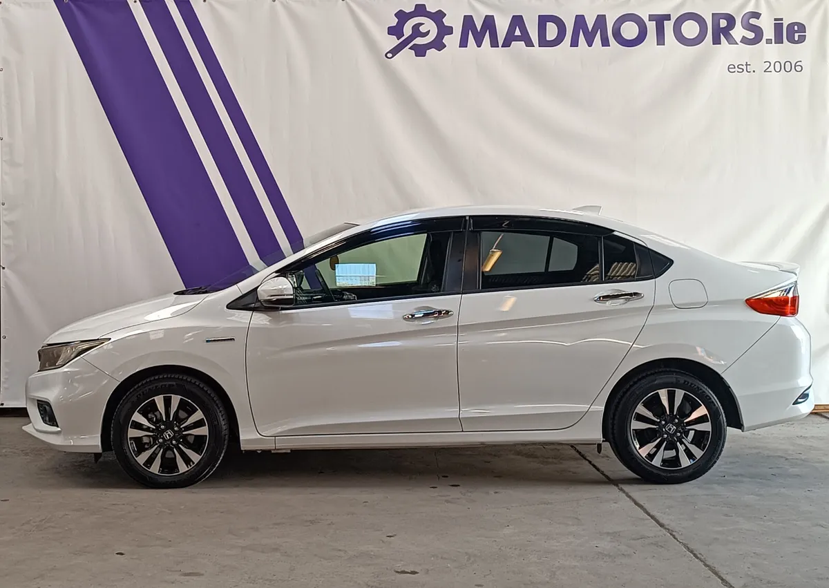 (2yr Warranty) 191 Honda Grace 1.5 Petrol Hybrid - Image 4