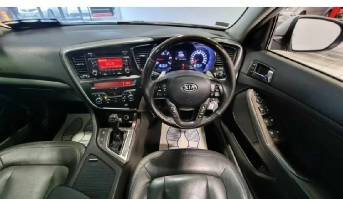 Kia Optima 2013 - Image 2
