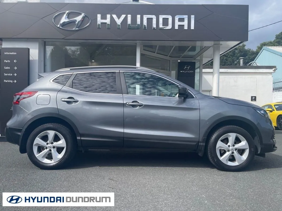 Nissan QASHQAI 1.2 SV 18 4DR - Image 3