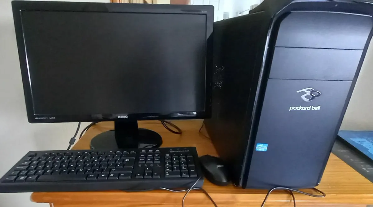 Desktop PC Packard Bell - Image 1