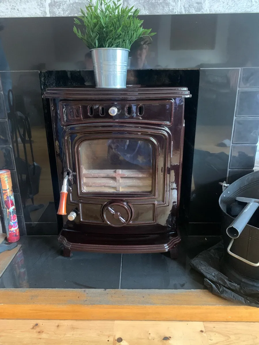 Stove - Image 2