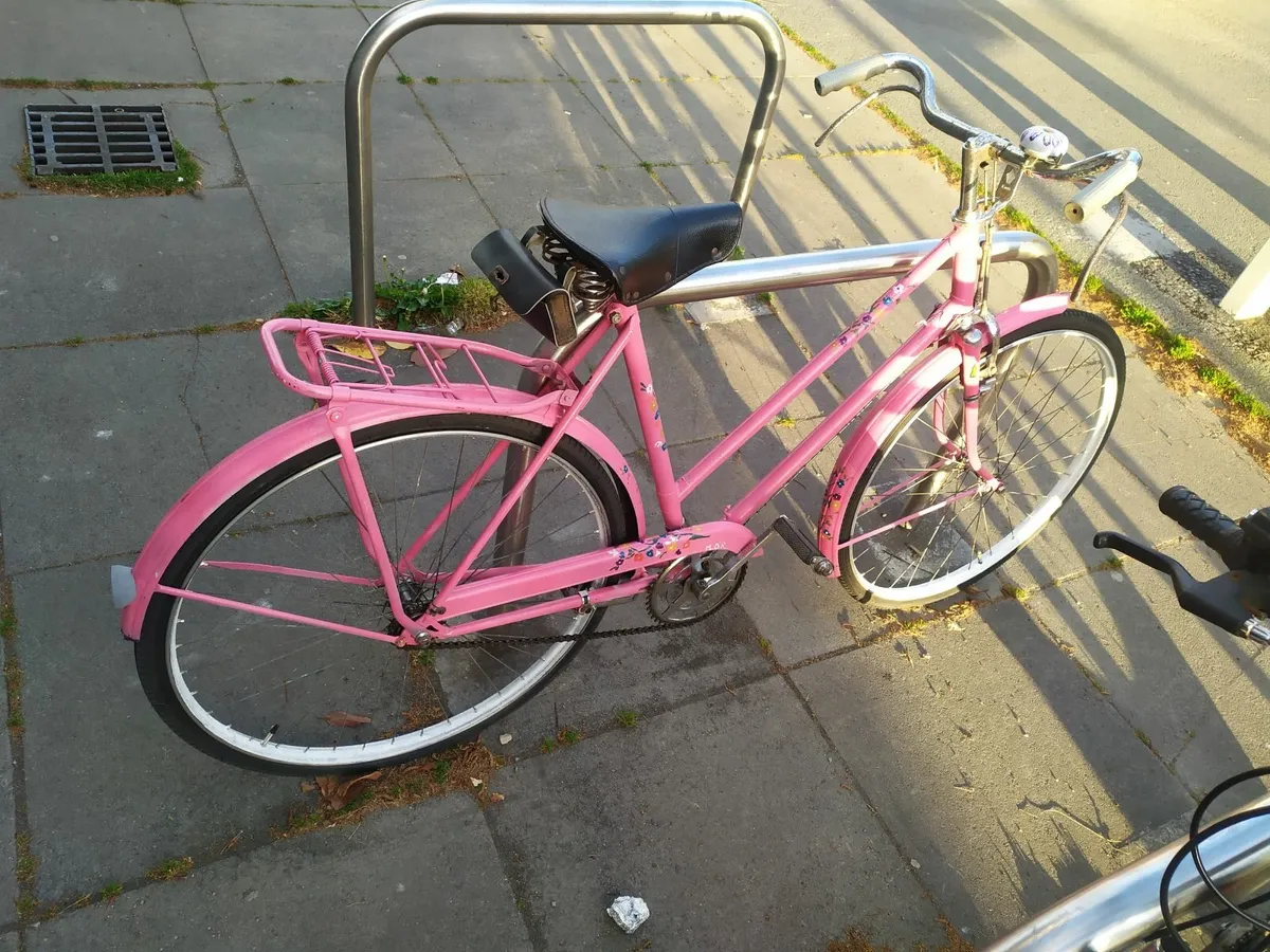Ladies /Girls bike 26 "WheelsNiceClean New Tyres