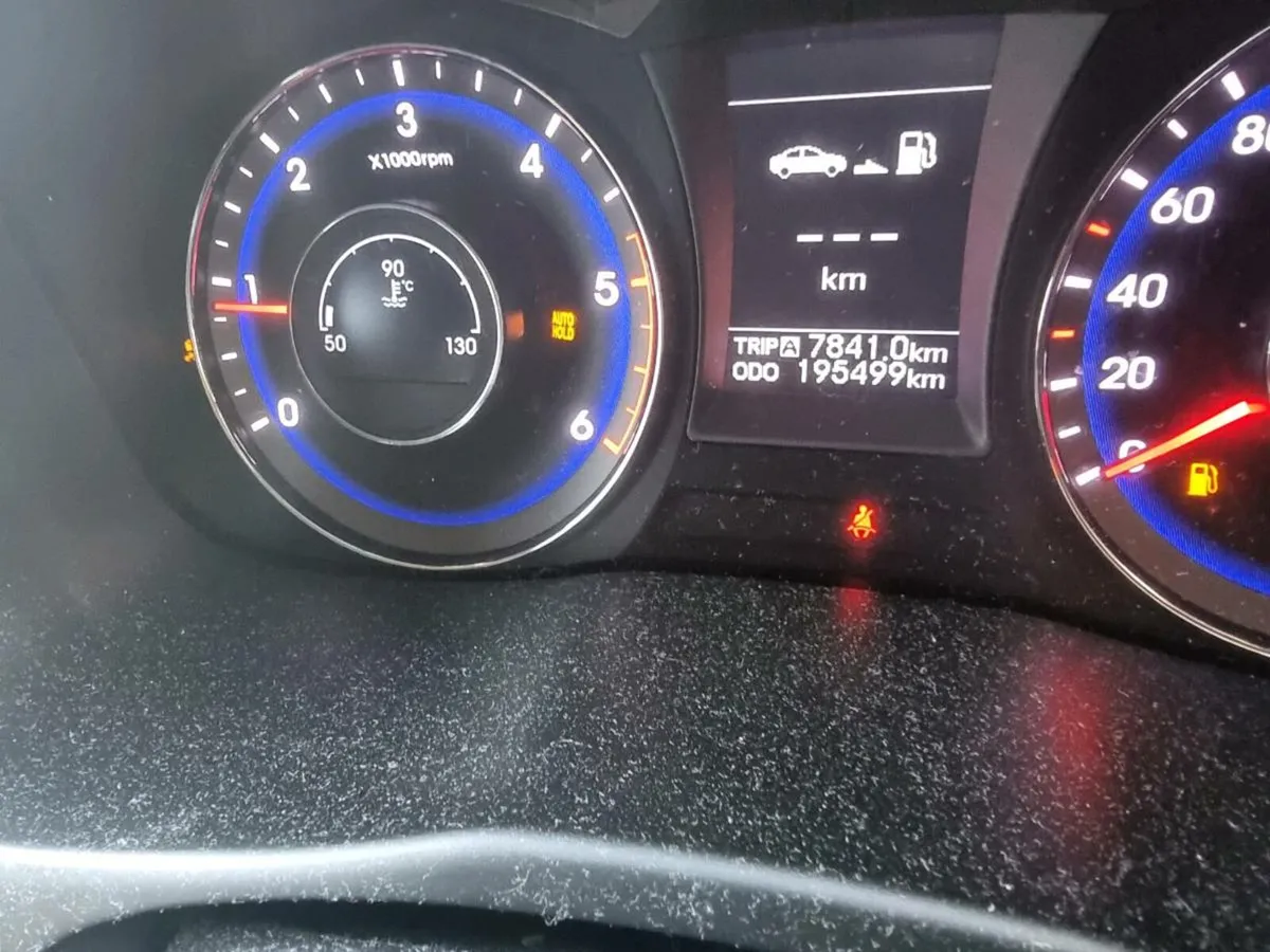 Hyundai i40 Estate - Image 4