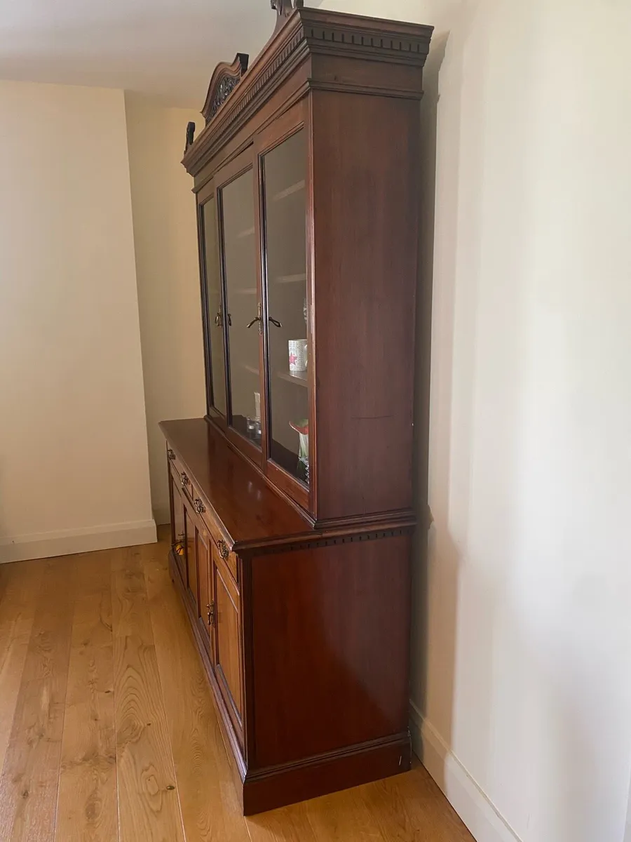 Mahogany Dresser - Image 2