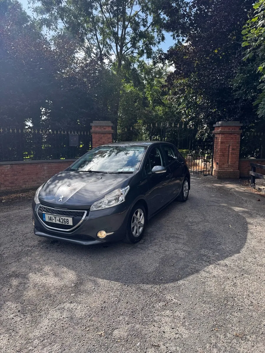 2014 PEUGEOT 208 - Image 2