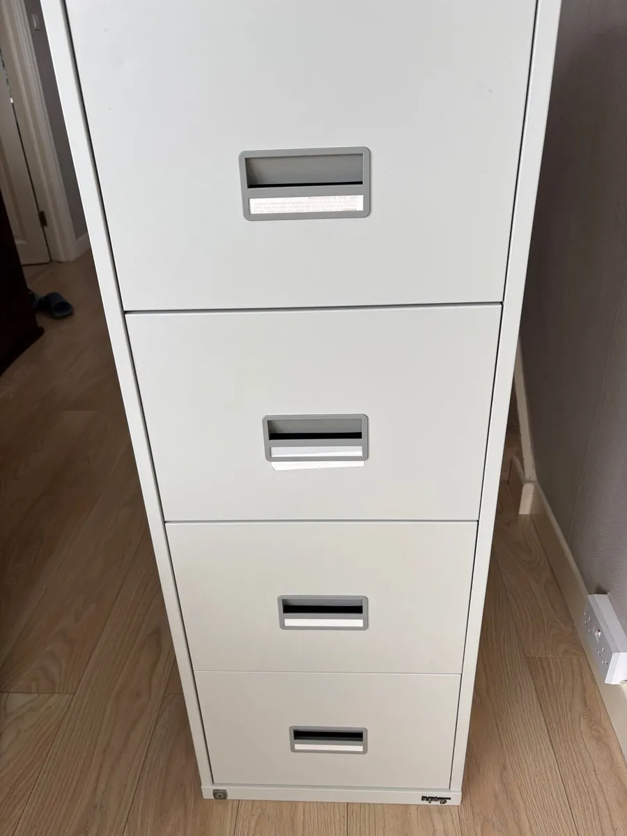 Large metal 4 drawer filing cabinet