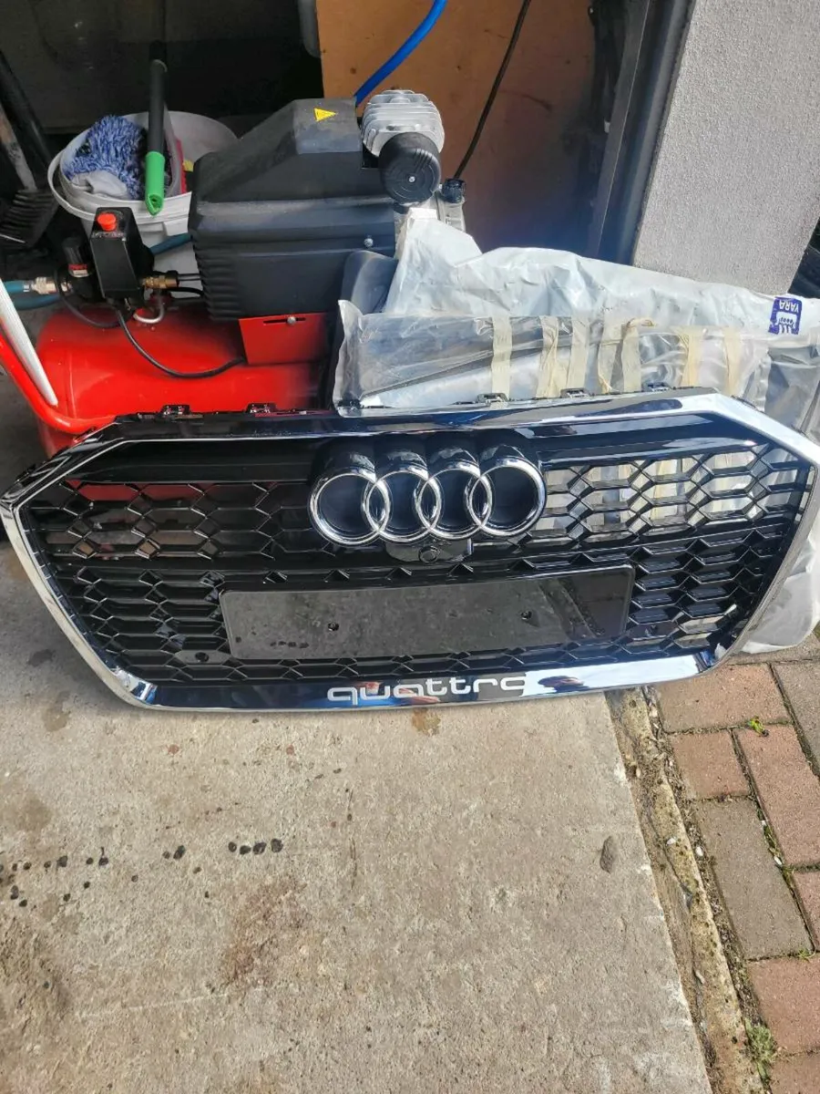 Audi A6 Front Grille - Image 2