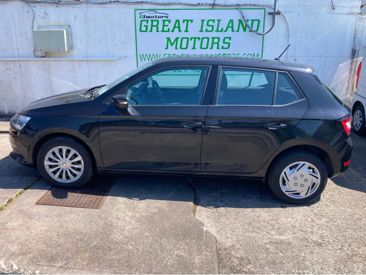 Skoda Fabia ACTIVE 1.0 MPI 60HP 4DR - Image 4