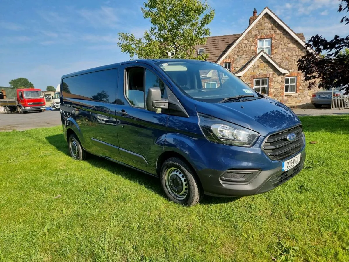 Ford Transit Custom - Image 1
