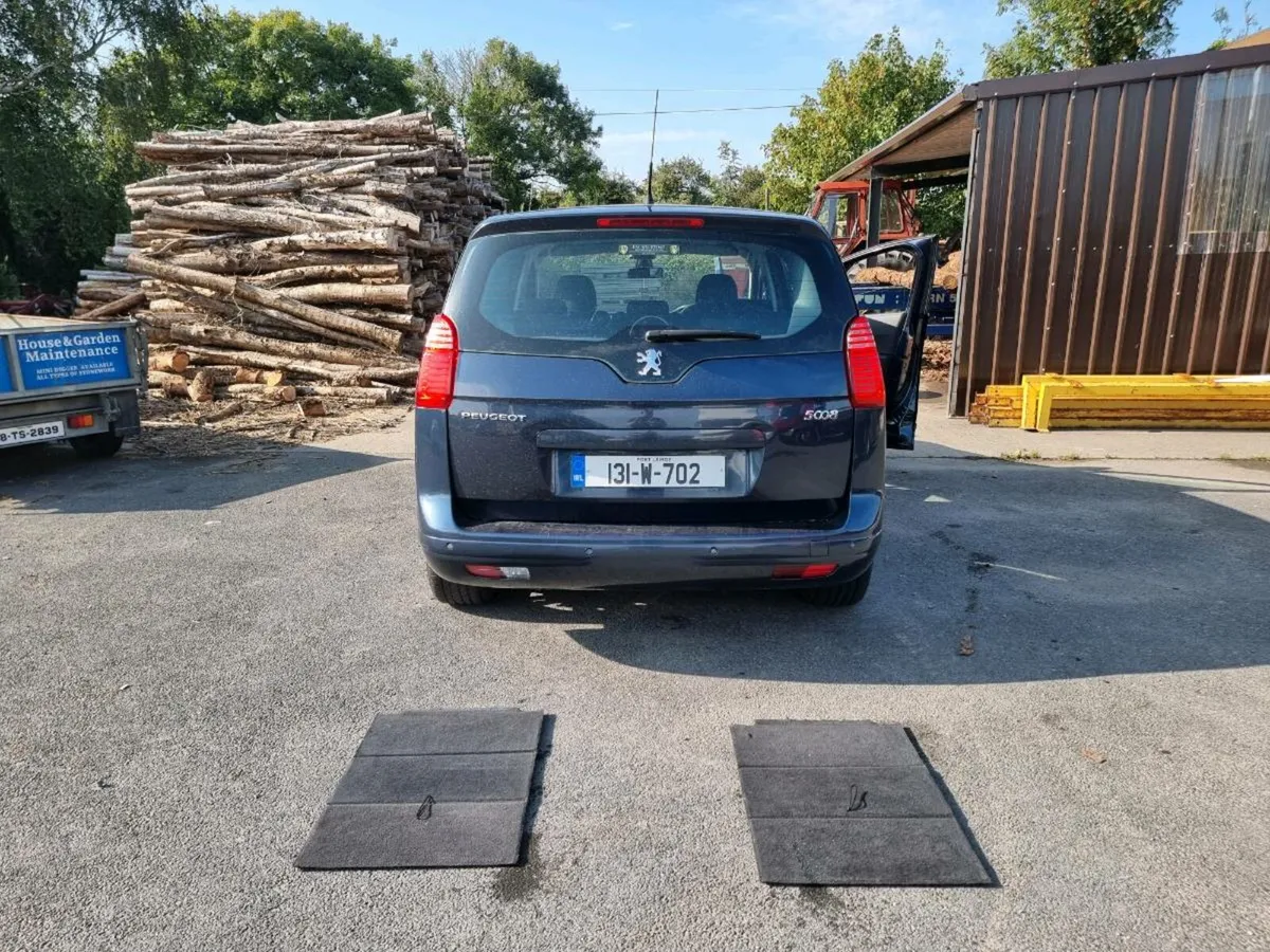 Peugeot 5008 7 Seater - Image 4