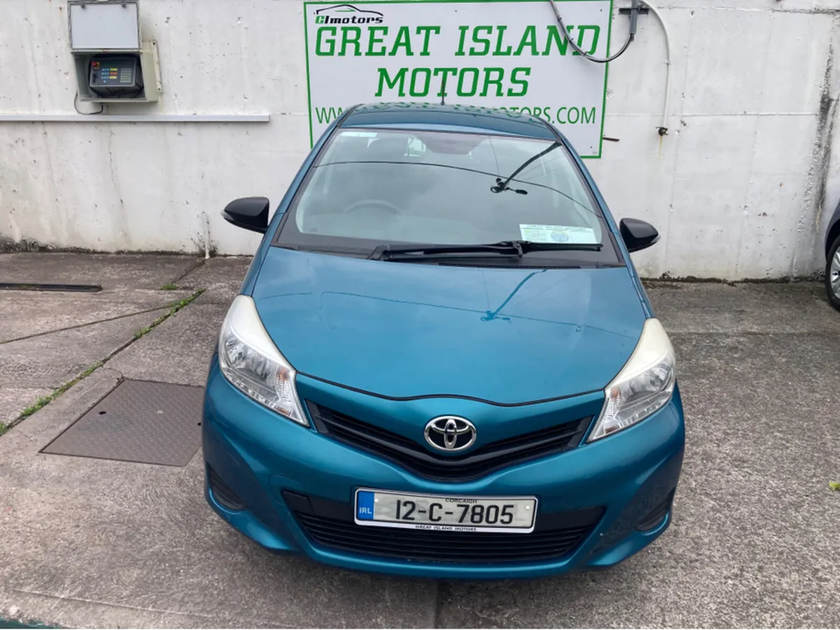 Toyota Yaris 1.4 D-4D TERRA 4DR - Image 4