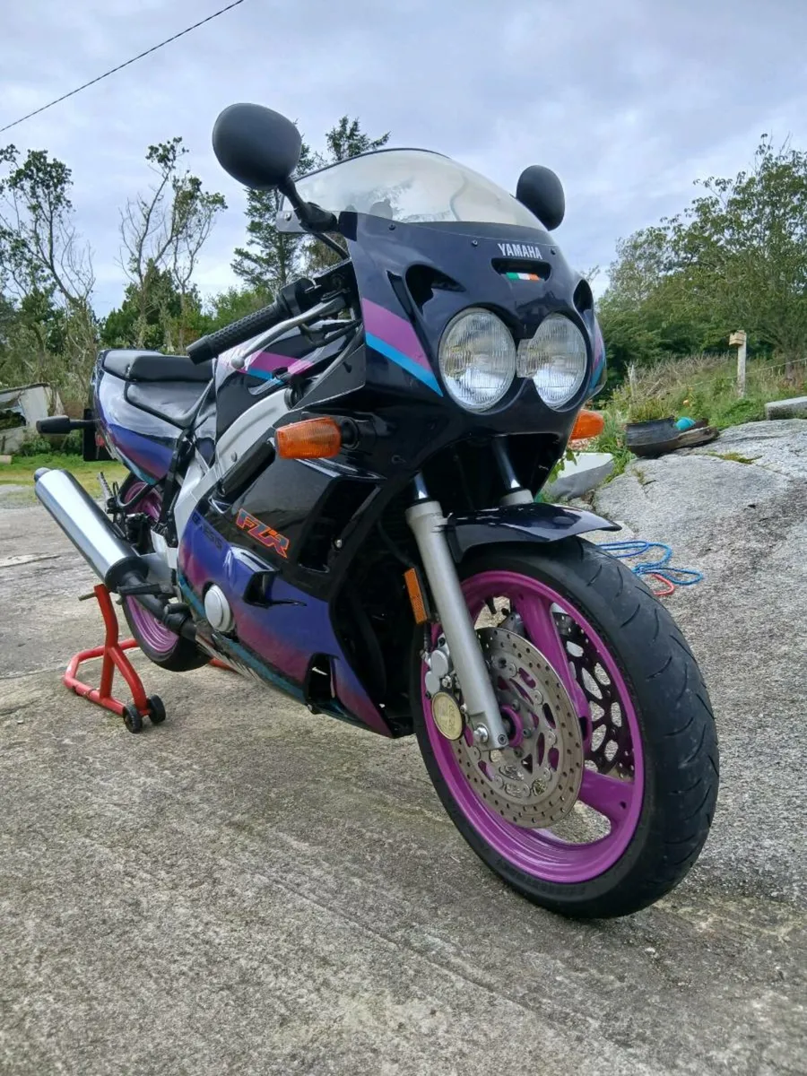Yamaha fzr600 Genesis - Image 2