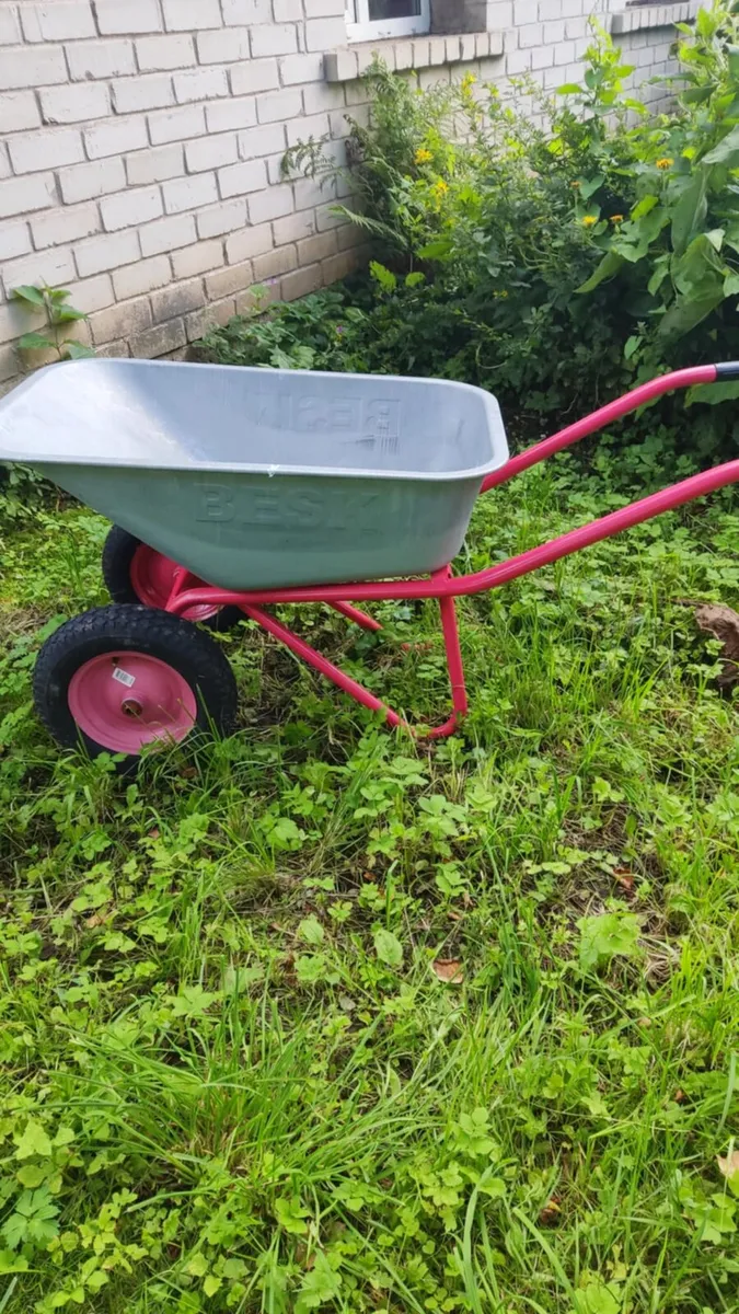Twin wheelbarrow - Image 2