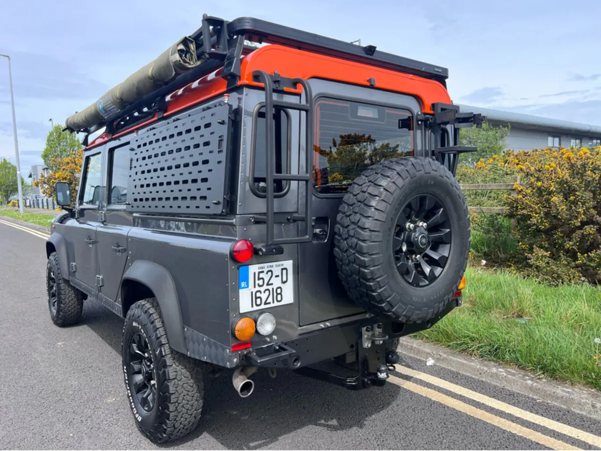Land Rover Defender 110 5 Seat Crew Cab €333 Road - Image 4