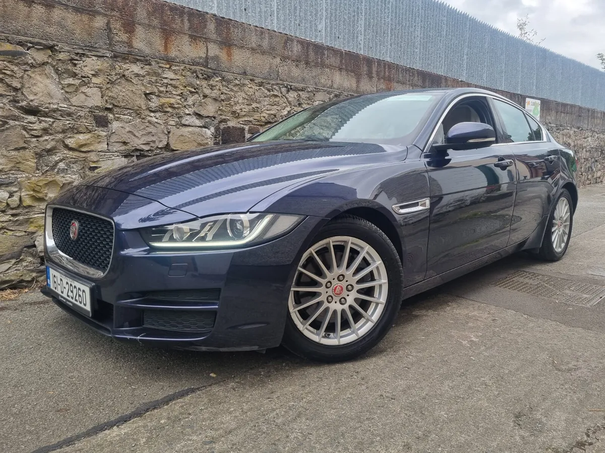 Jaguar XE 2016 - Image 3
