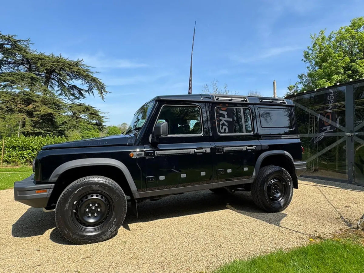 INEOS Grenadier 5-Seat Commercial (N1) - Image 2