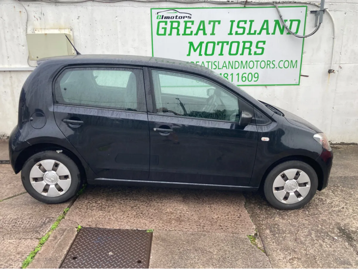 Volkswagen up! TAKE 1.0 MANUAL 5SPEED 5DR 75HP - Image 2