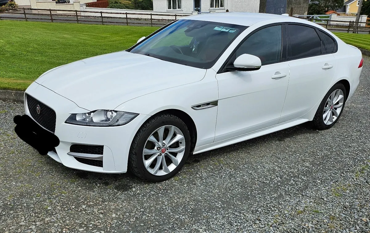 Jaguar XF 2017 - Image 3