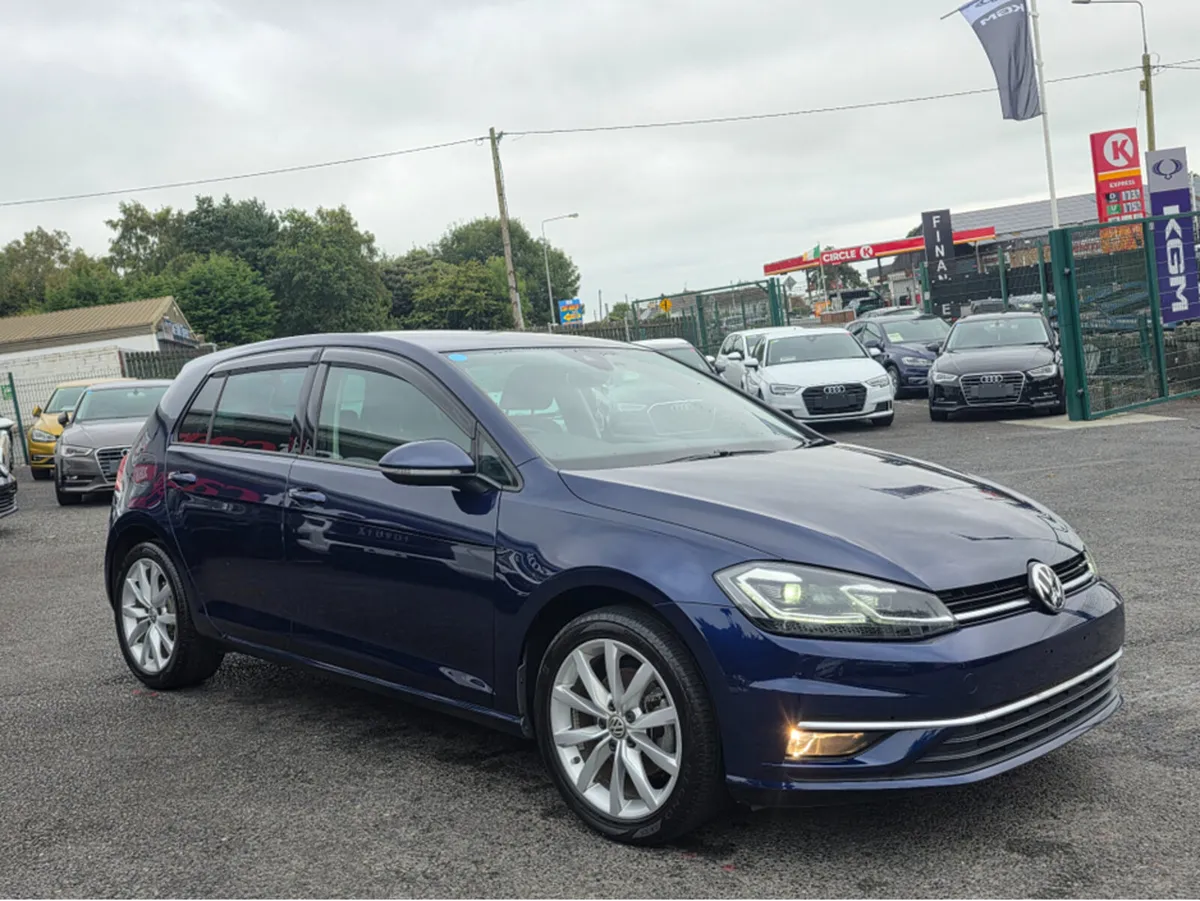 Volkswagen Golf ( 182 REG ) 1.2 TSI VIRTUAL DASH - - Image 2
