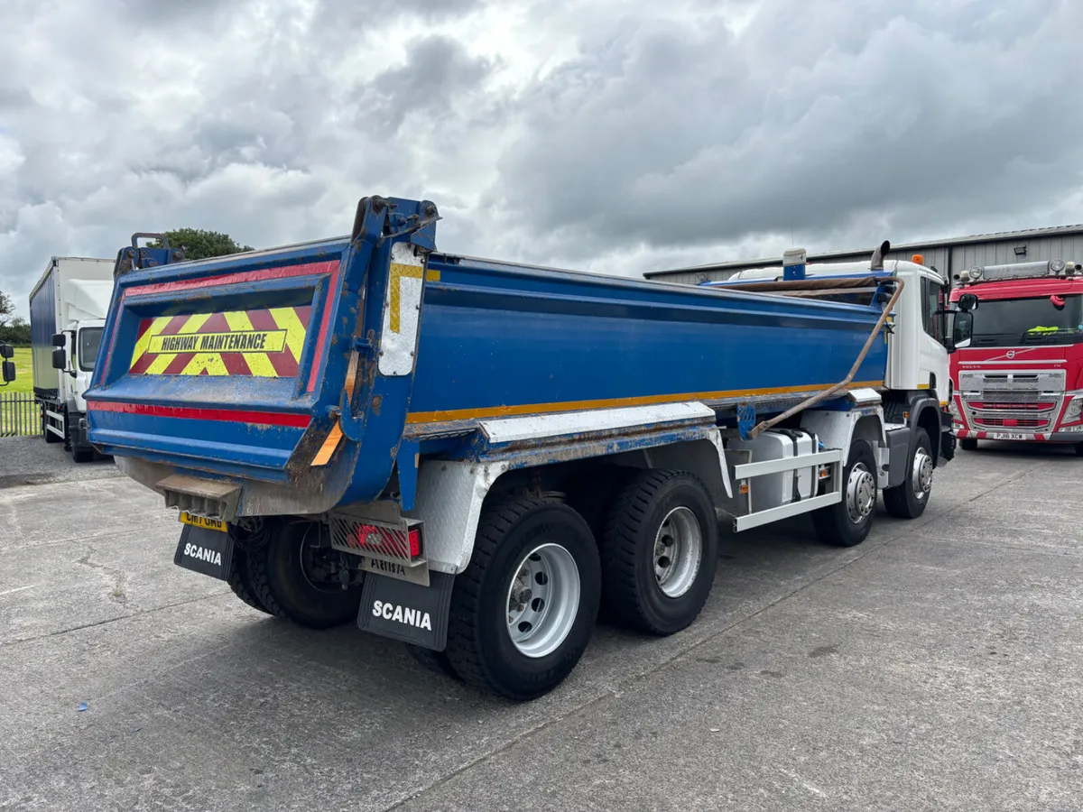 2017 Scania P410 Tipper  Steel Body Electric cover - Image 4