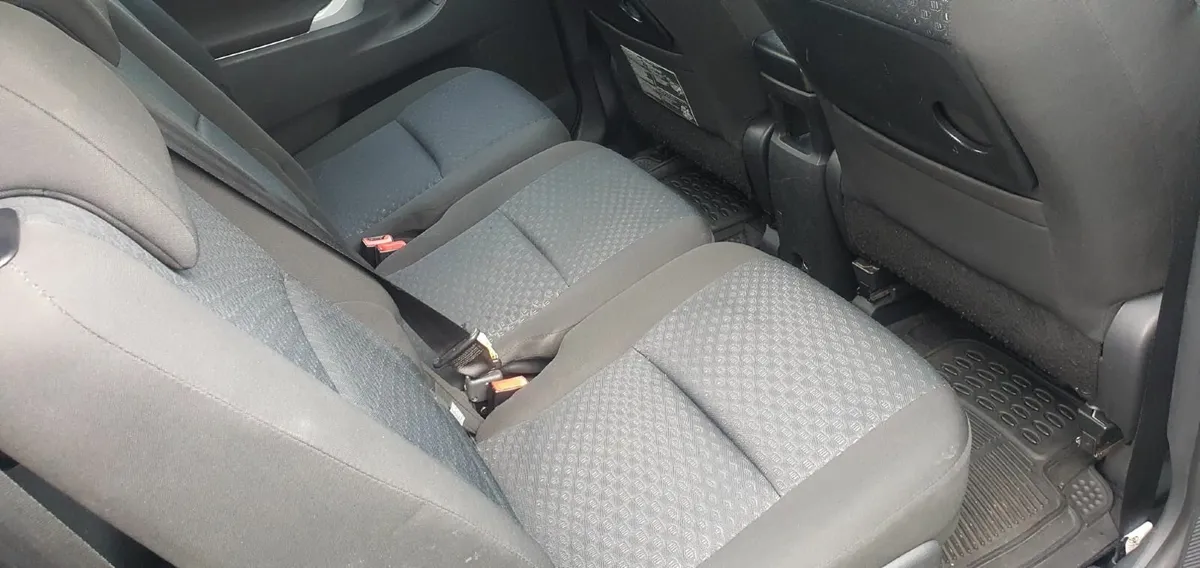 Toyota Verso 2010 - Image 3