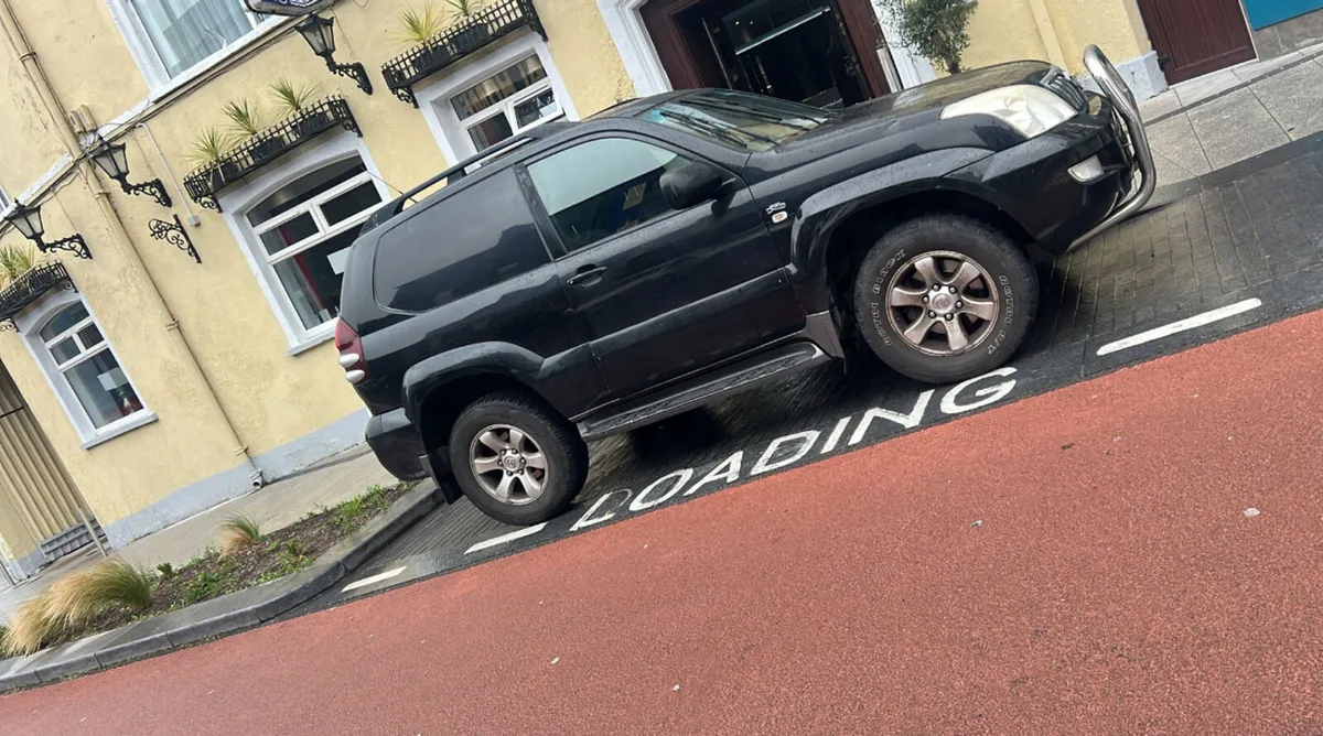 Toyota Land Cruiser - Image 1