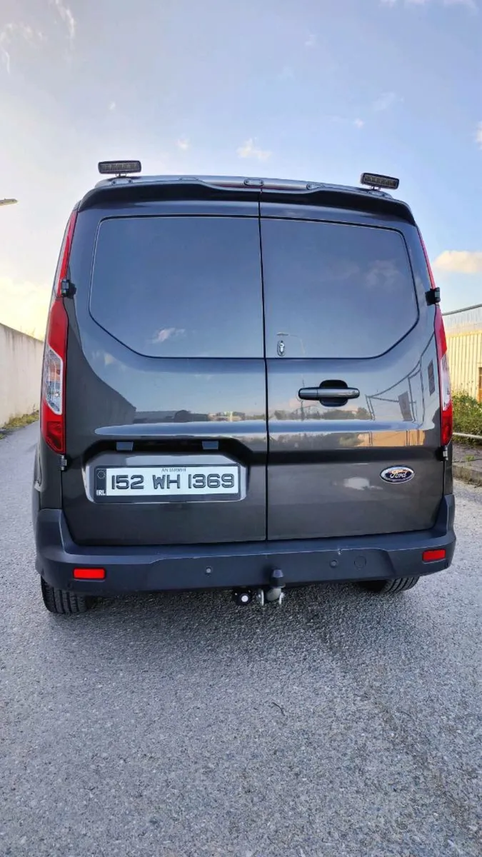 Ford Transit Connect Limited - Image 4