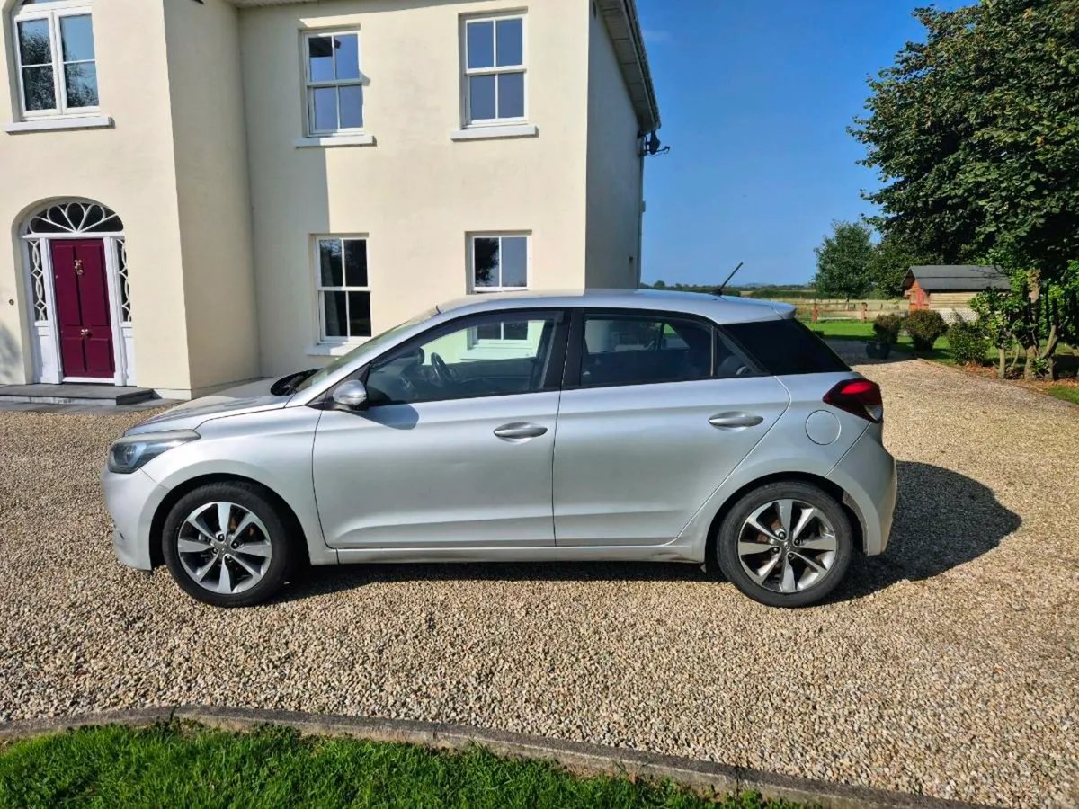 Hyundai i20 - Image 4