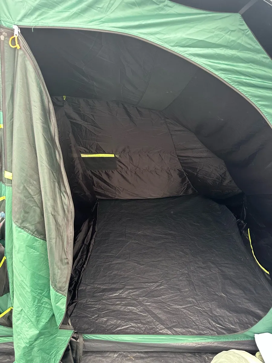 Coleman Valdes 6 man black out air tent for sale - Image 4