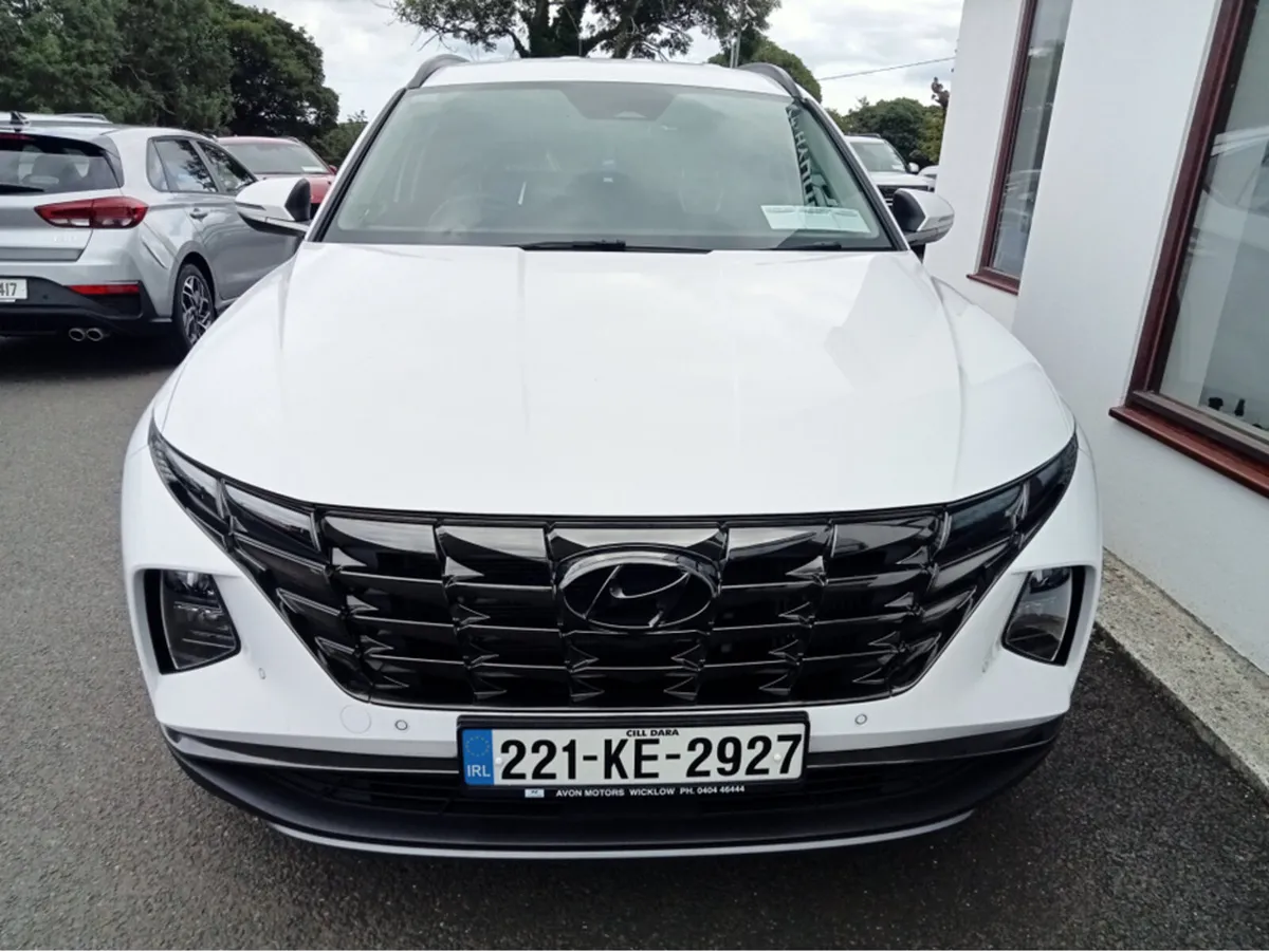 Hyundai Tucson IX35 EXECUTIVE PLUS 5DR - Image 2