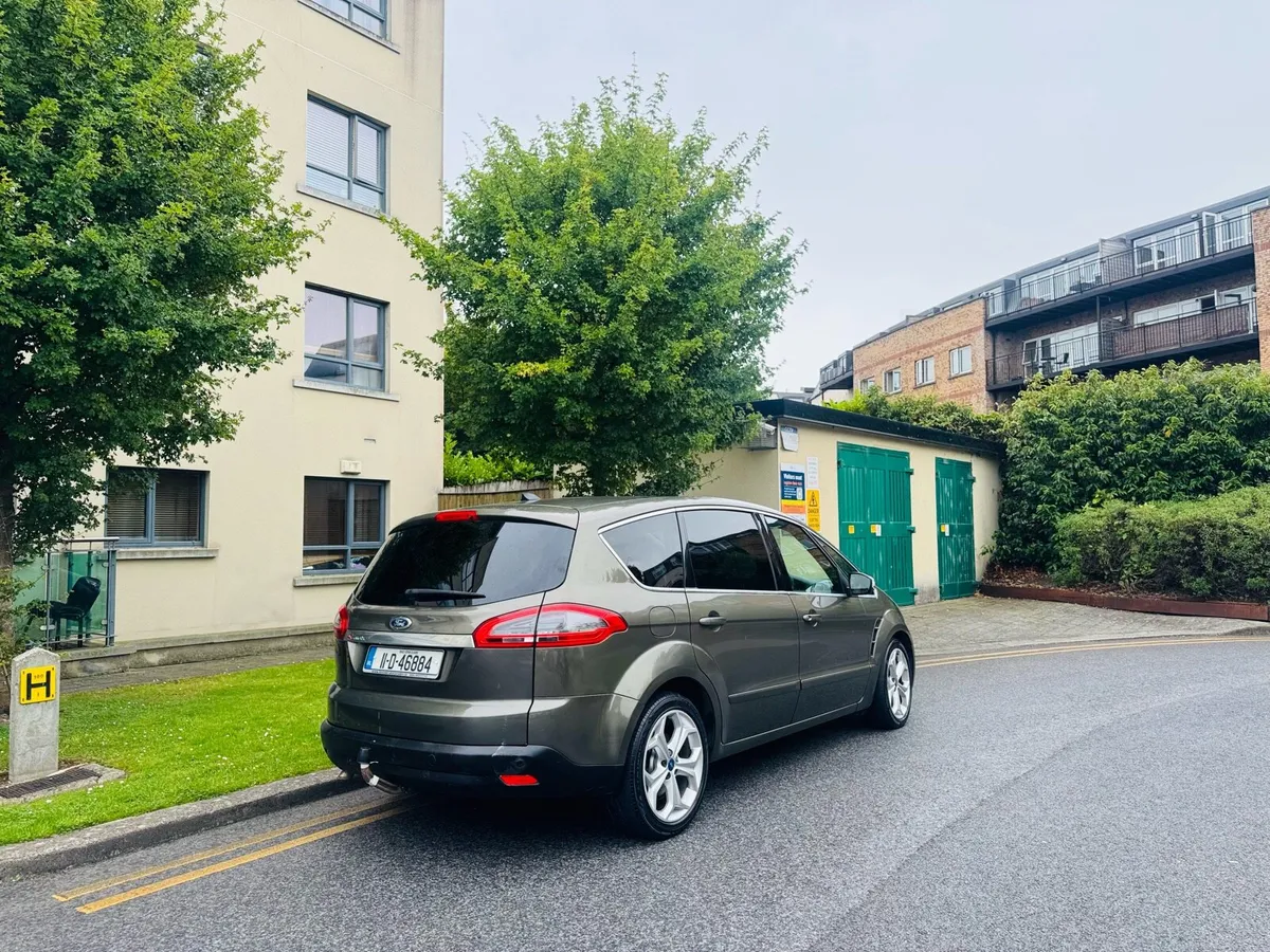 Ford S-Max Auto High Spec - Image 3