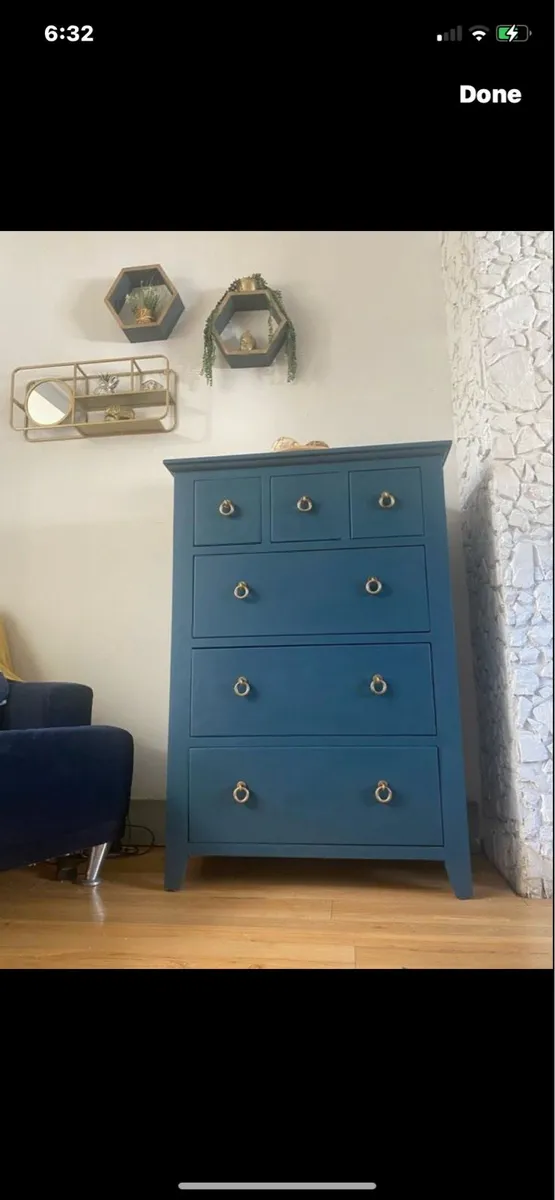 Large chest of drawers - Image 1