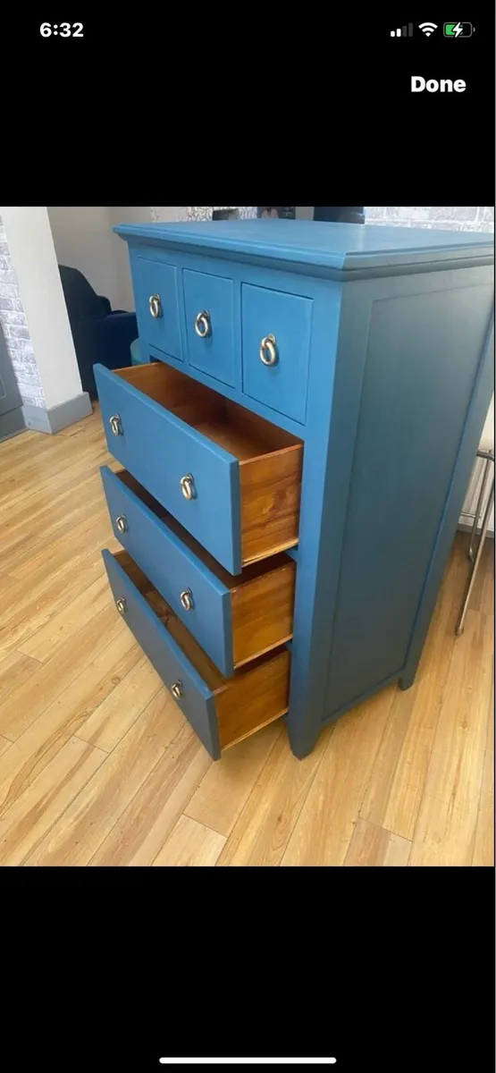 Large chest of drawers - Image 3