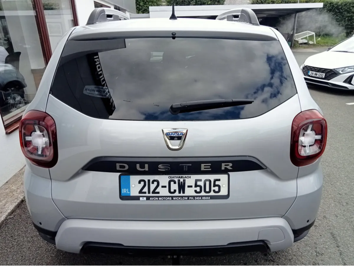 Dacia Duster COMFORT BLUE DCI 115 4W 4WD 6DFUL - Image 4