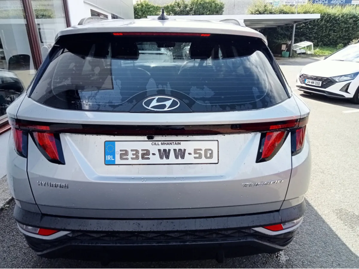 Hyundai Tucson IX35 EXECUTIVE 5DR - Image 4