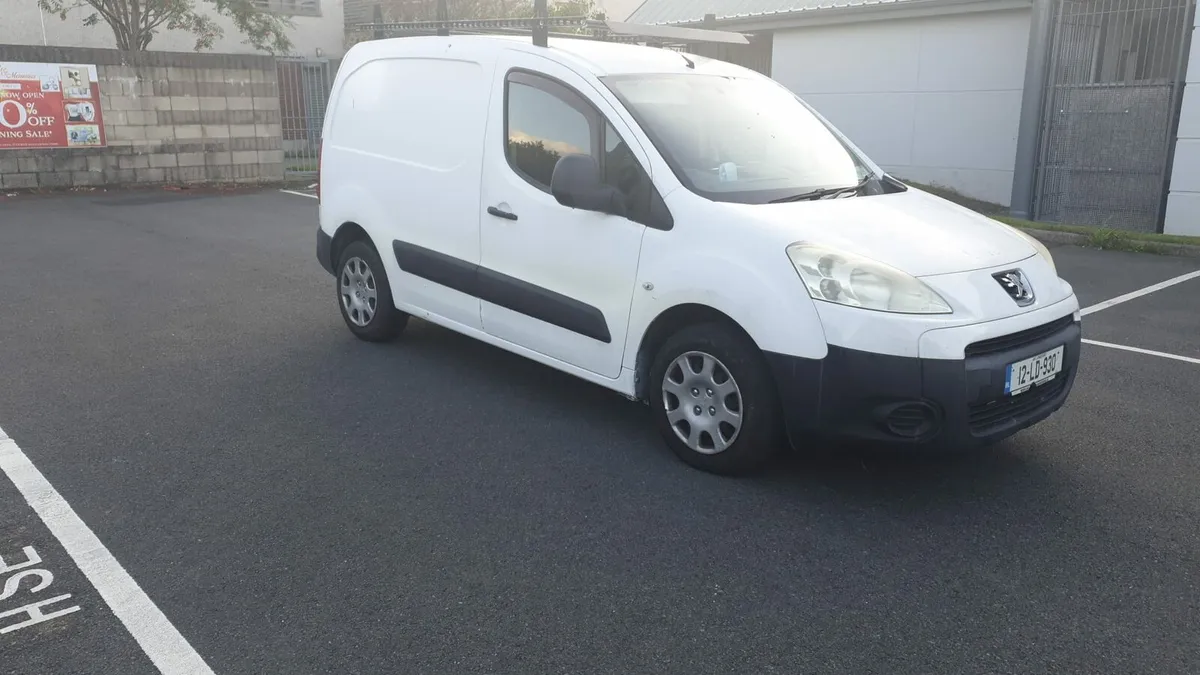 2012 Peugeot partner clean van new doe and tax - Image 1